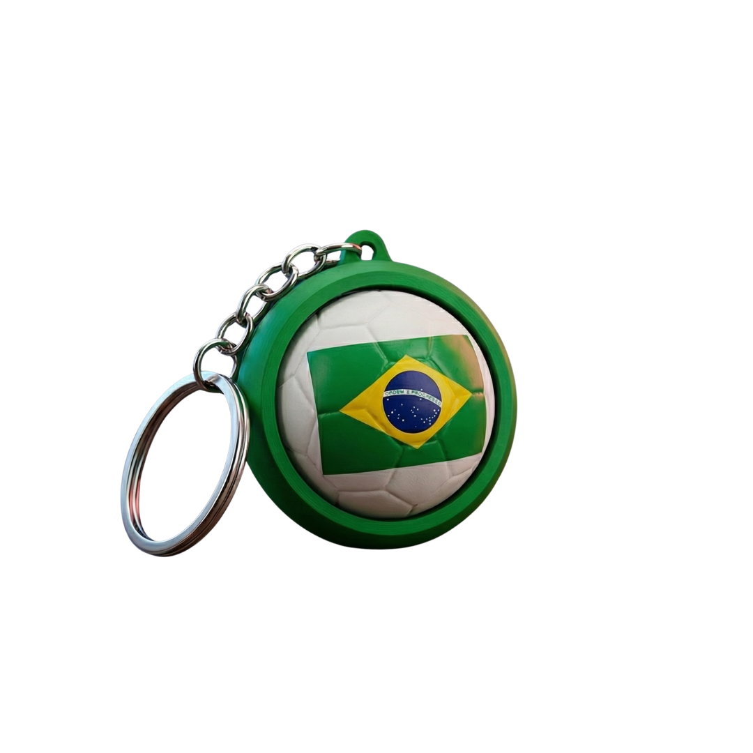 Chaveiro Giratório Bola de Futebol Bandeira do Brasil