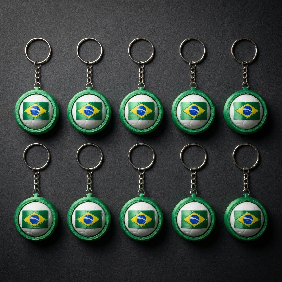 Chaveiro Giratório Bola de Futebol Bandeira do Brasil